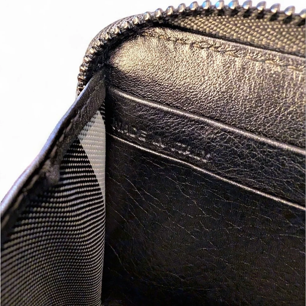 Burberry Metallic Knot Leather Small Zip Wallet